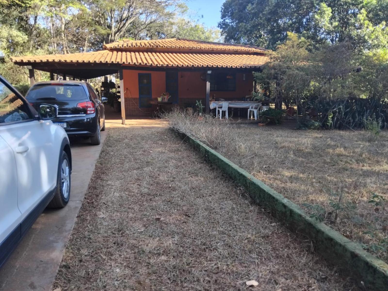 Sitio Bemtevi - Jockey Camping - Uberlandia Villa ภายนอก รูปภาพ