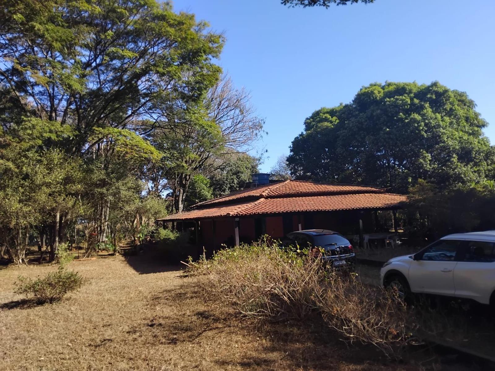 Sitio Bemtevi - Jockey Camping - Uberlandia Villa ภายนอก รูปภาพ